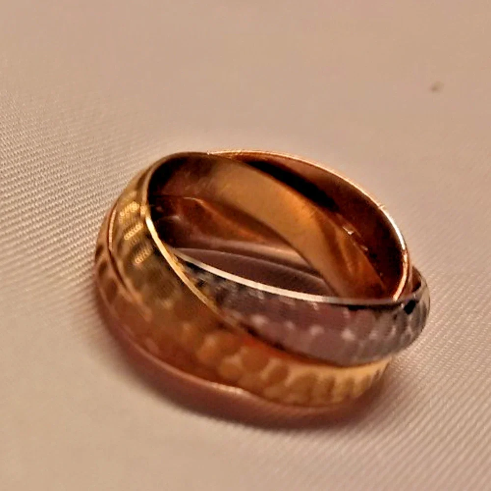 vtg 14K Gold Tri-Color Infinity Ring 6.4g size 5.5 matte dull finish beveled